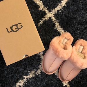 Ugg Scuffette ll Satin Slipper, Size 8, Blush